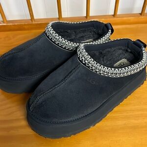 Platform Ugg Tazz slippers